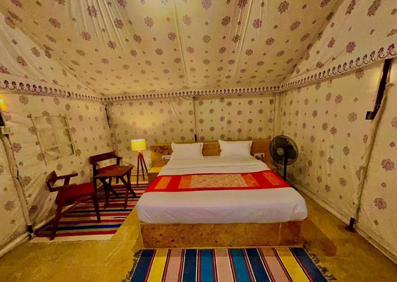 Night Stay Camp Jaisalmer Exteriör bild