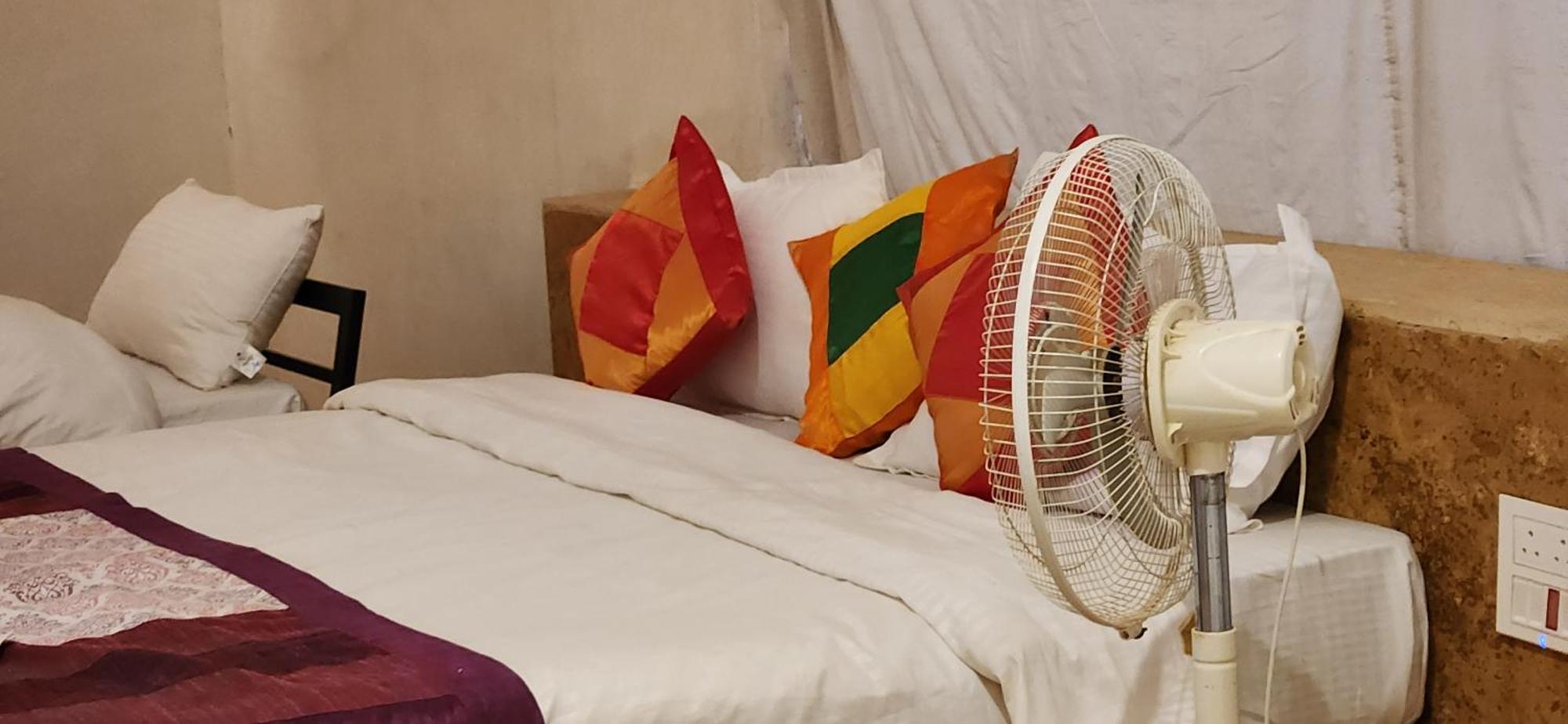Night Stay Camp Jaisalmer Exteriör bild